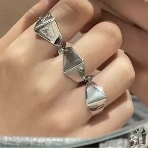 Silver Geometric Link Bracelet - Women's Jewelry